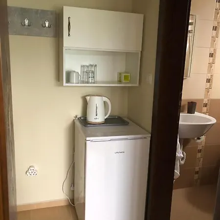 Проживание в семье Casa Angela *